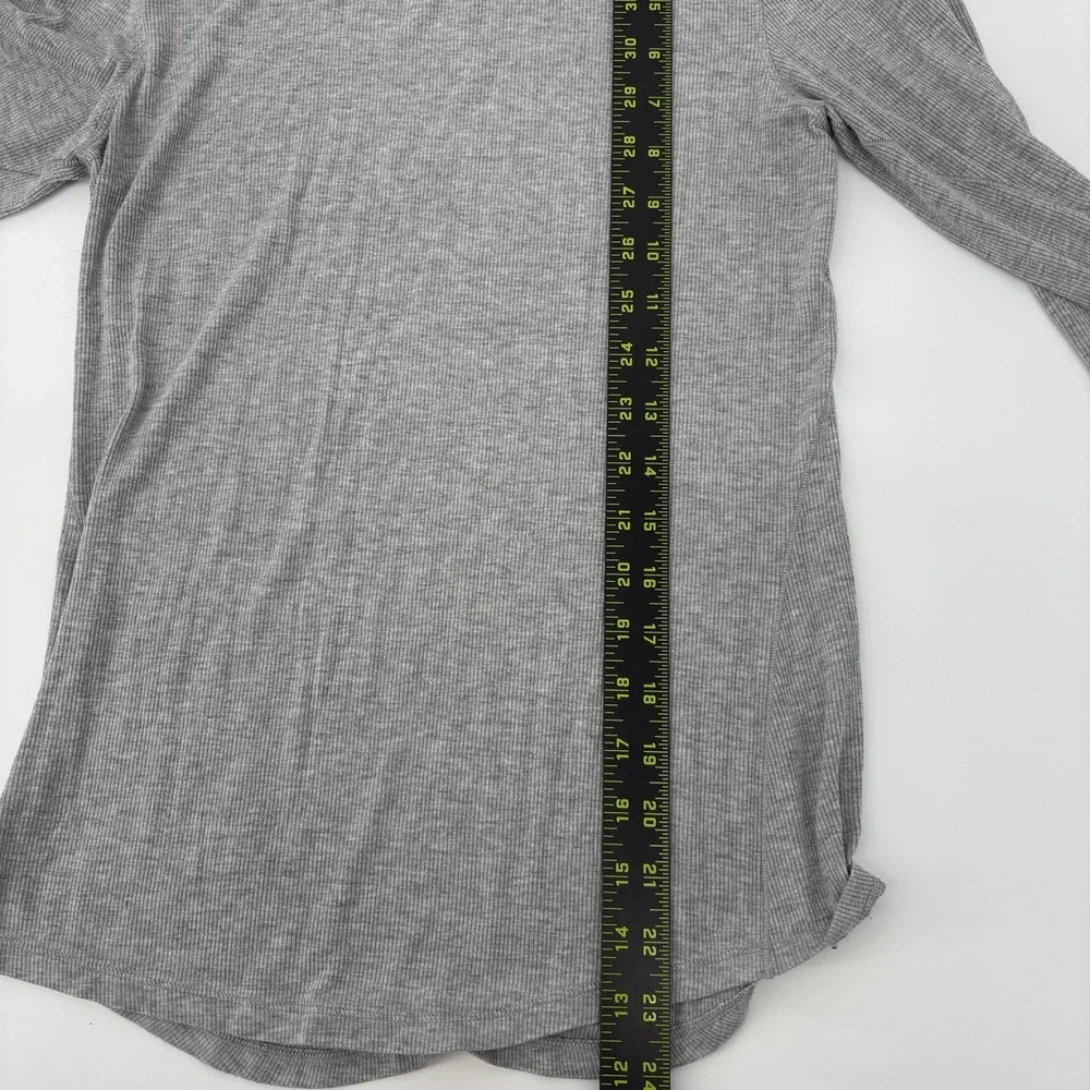 Lululemon Karma Long Sleeve Shirt Heathered Gray Size 6 (See‎ Measurements)